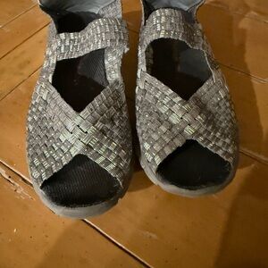 bernie mev. Gray Woven Sandals